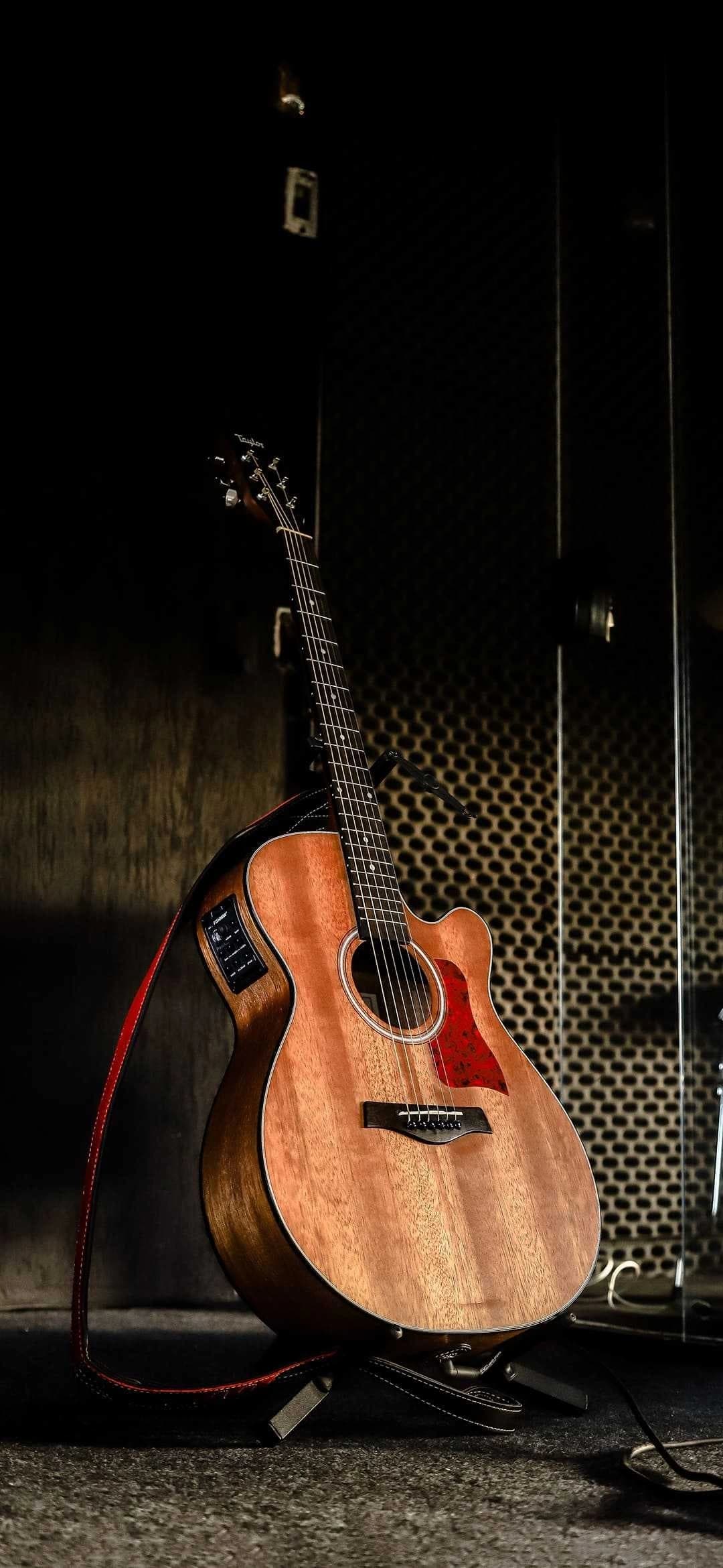 Đàn Guitar